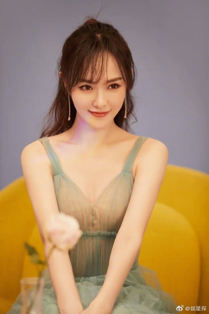 Đường Yên bầu bì khoe ảnh mặt mộc xinh như thiếu nữ đốn tim fan