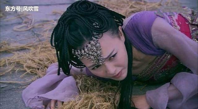 Cảnh ngã của dàn mỹ nhân Cbiz trên màn ảnh đốn tim fan