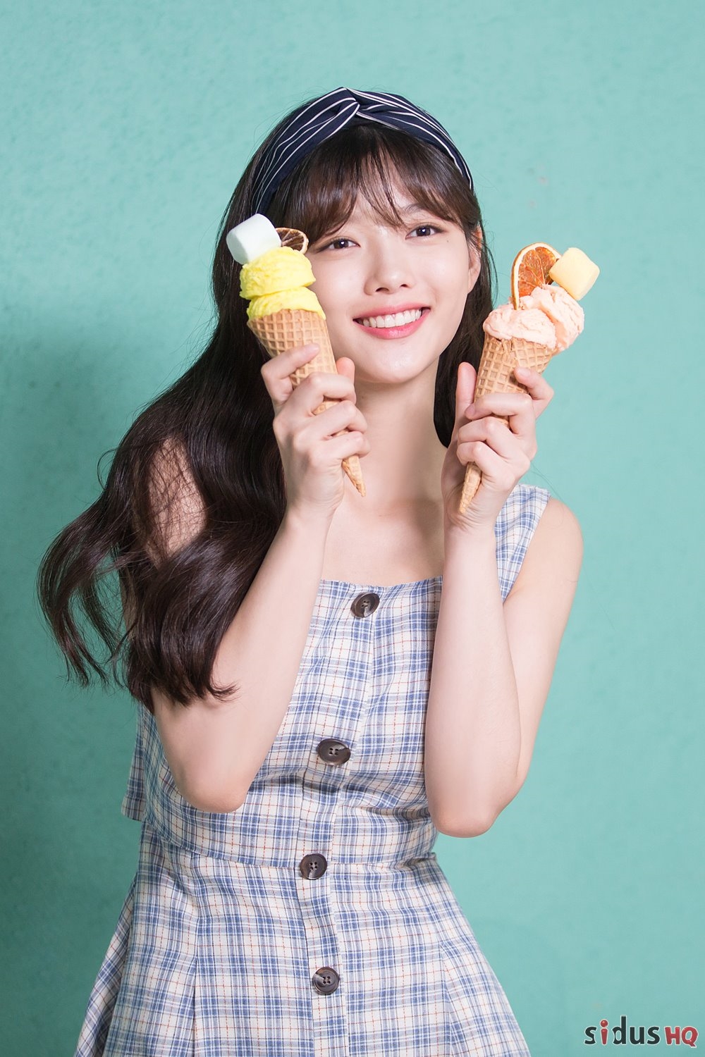 Kim Yoo Jung tung bộ ảnh đẹp như mơ quay show cá nhân mới tại Ý