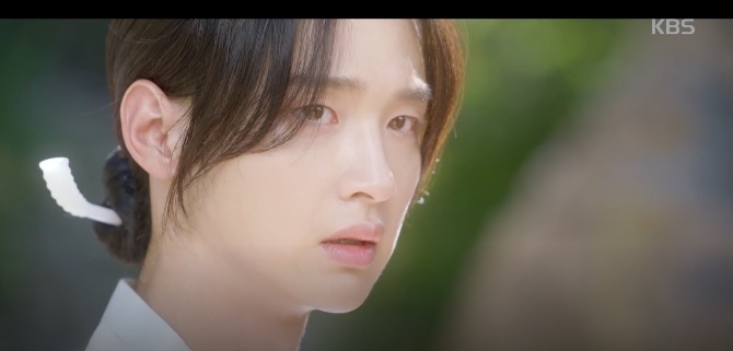 Jang Dong Yoon của 'Tale Of Nok Du' nhận 'mưa' lời khen vì quá xinh