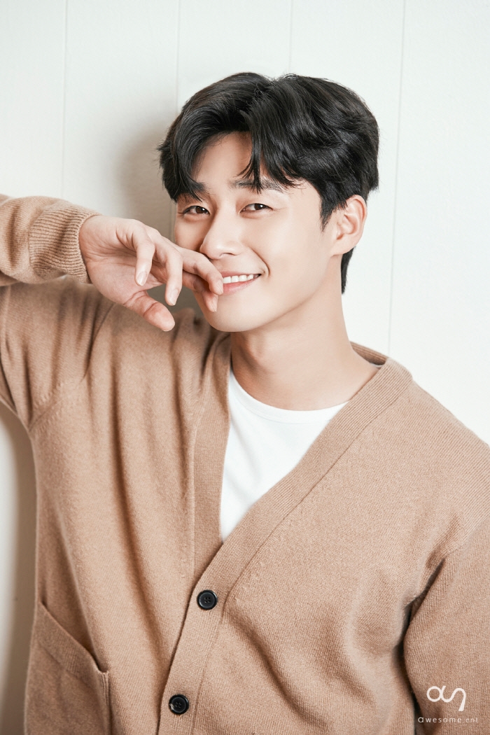 Park Seo Joon nhận movie mới của đạo diễn nổi tiếng