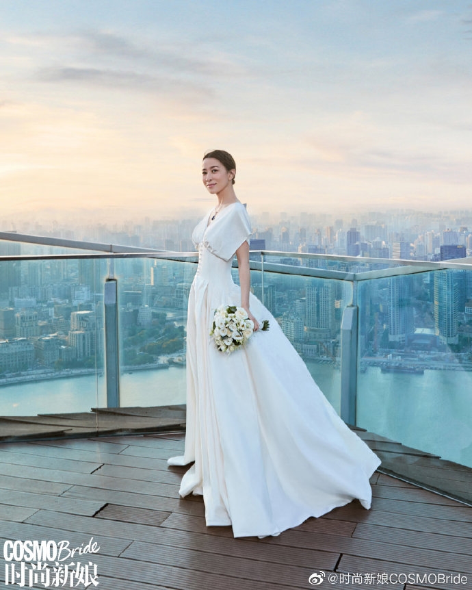 Xa Thi Mạn đốn tim mọi người khi hóa thân thành cô dâu lộng lẫy