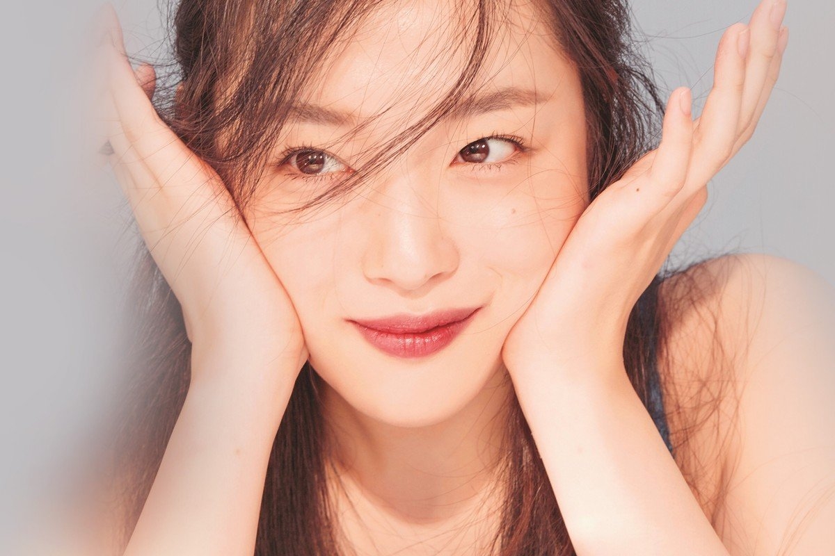 Song Hye Kyo vấp phải tranh cãi vì vẫn đi sự kiện dù thông báo đã hủy