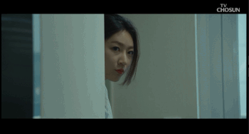 Kim Sae Ron tung bộ ảnh hậu trường drama hành động đẹp ngây ngất