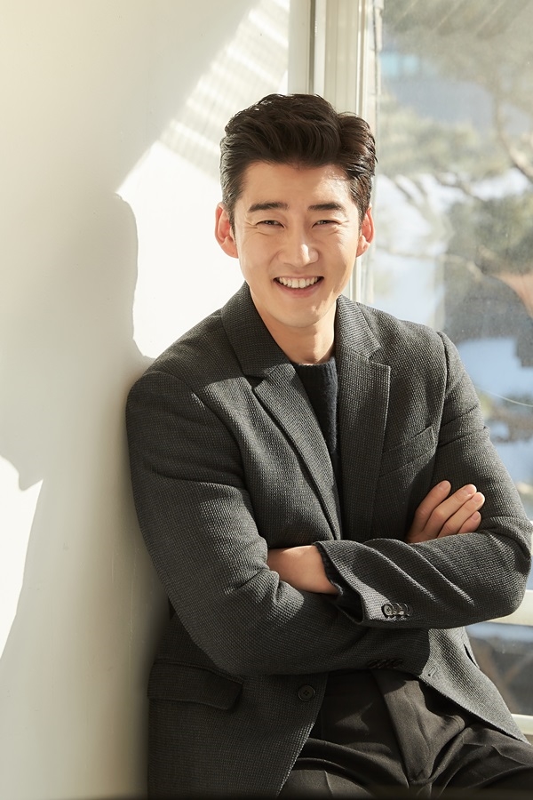 Ha Ji Won - Yoon Kye Sang nổi bật trong tạo hình drama mới