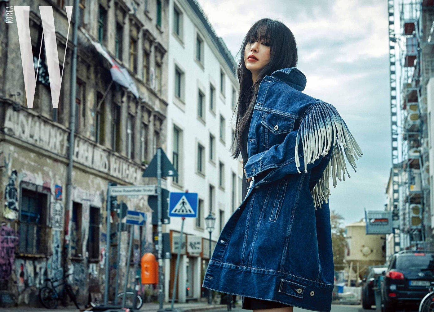 Han Ye Seul ấn tượng và ma mị, quyến rũ trong bộ ảnh tạp chí mới