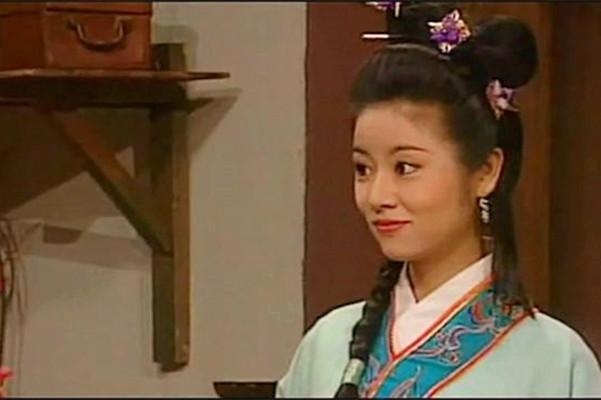 Khi mỹ nhân Cbiz hóa thân thành a hoàn: Dương Mịch xấu xí