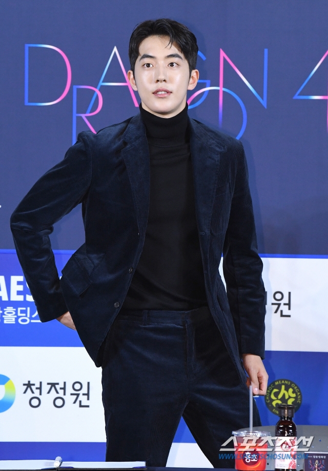 Han Ji Min - Nam Joo Hyuk nhận xét về đối phương sau nhiều lần hợp tác