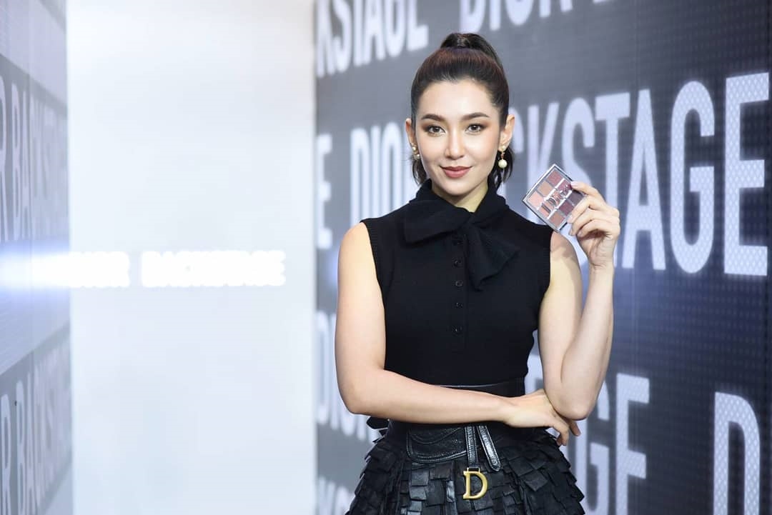 Điểm danh 5 mỹ nữ Thái hot nhất trên mạng xã hội năm 2019