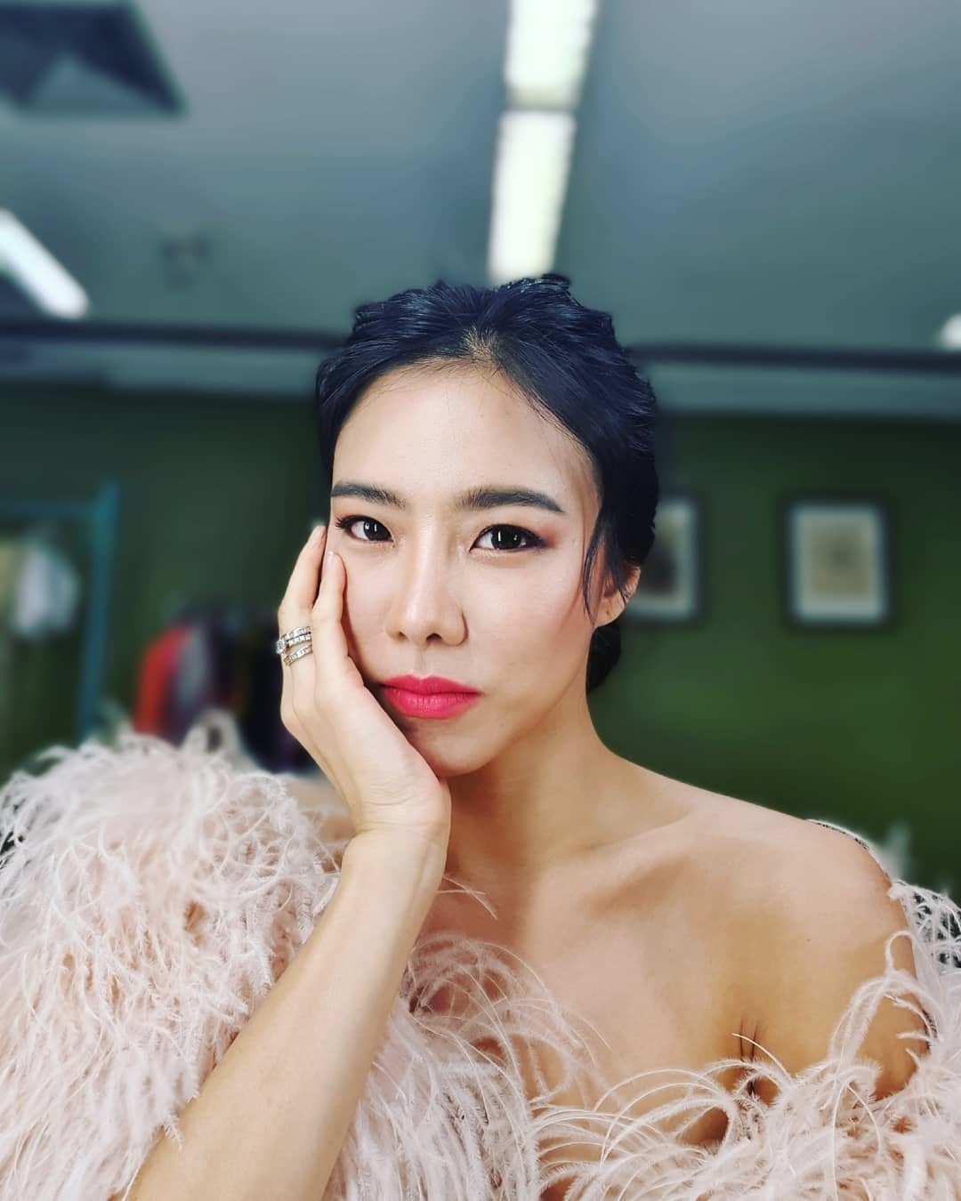 Điểm danh 5 mỹ nữ Thái hot nhất trên mạng xã hội năm 2019