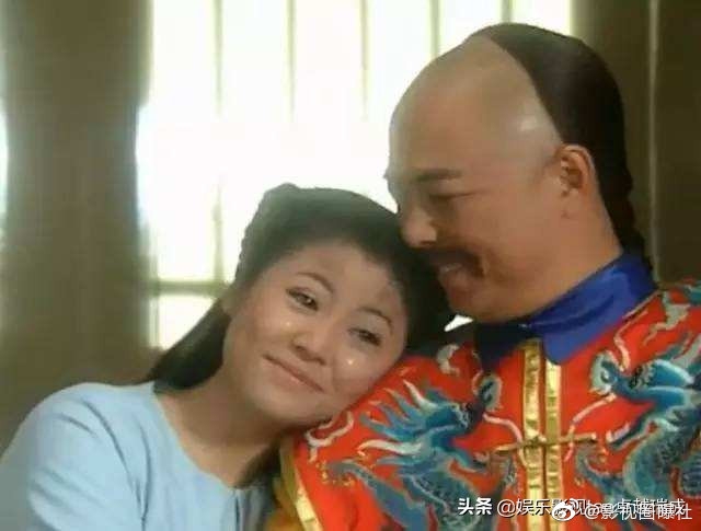 Lâm Tâm Như hớn hở khoe ảnh tái ngộ 'Hoàng a mã' Trương Thiết Lâm