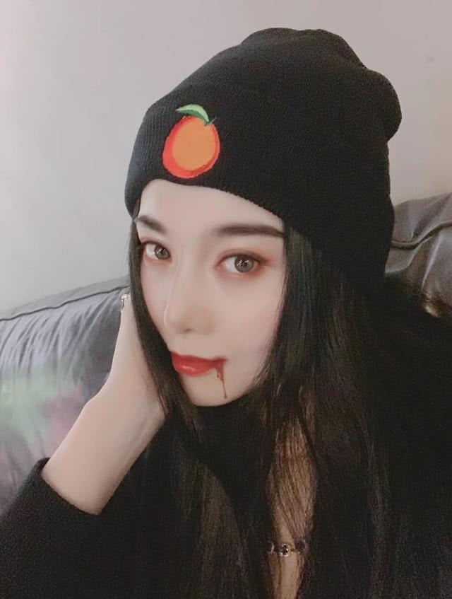 Sao Hoa ngữ đua nhau hóa trang ngày Halloween
