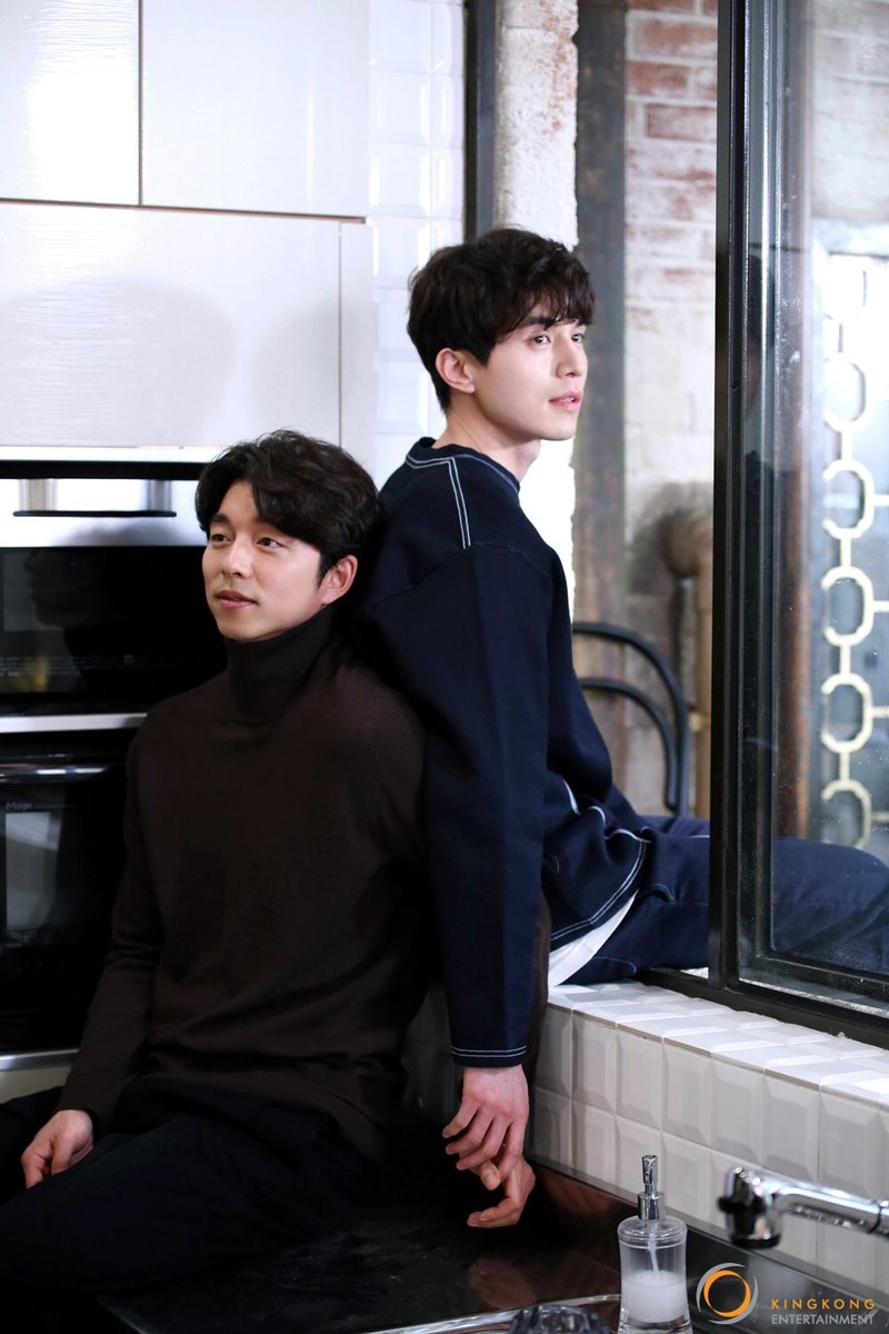 Lee Dong Wook mời Gong Yoo tham gia show truyền hình mới