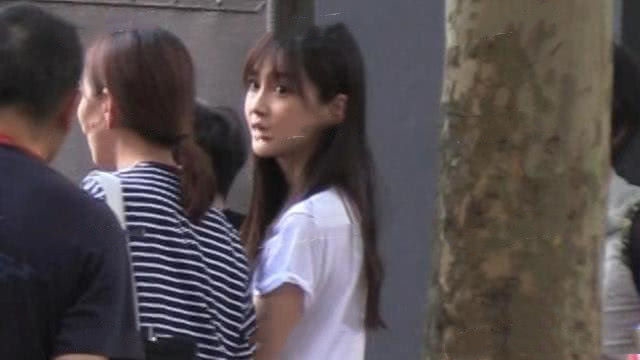 AngelaBaby và bố mẹ chồng đưa con trai đi chơi giữa bão ly hôn
