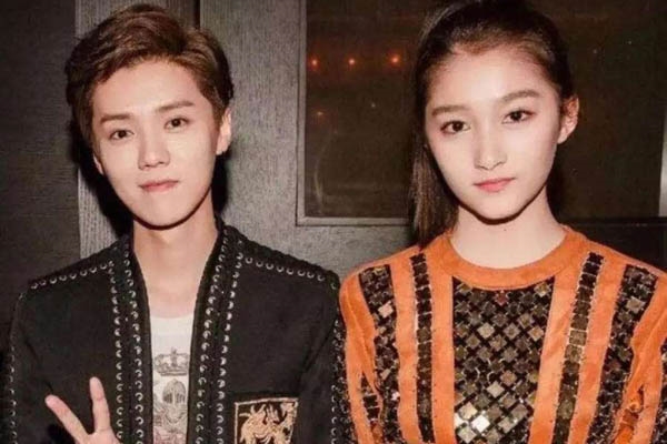 Luhan và Quan Hiểu Đồng hạnh phúc hẹn hò ở Nhật Bản ngày độc thân