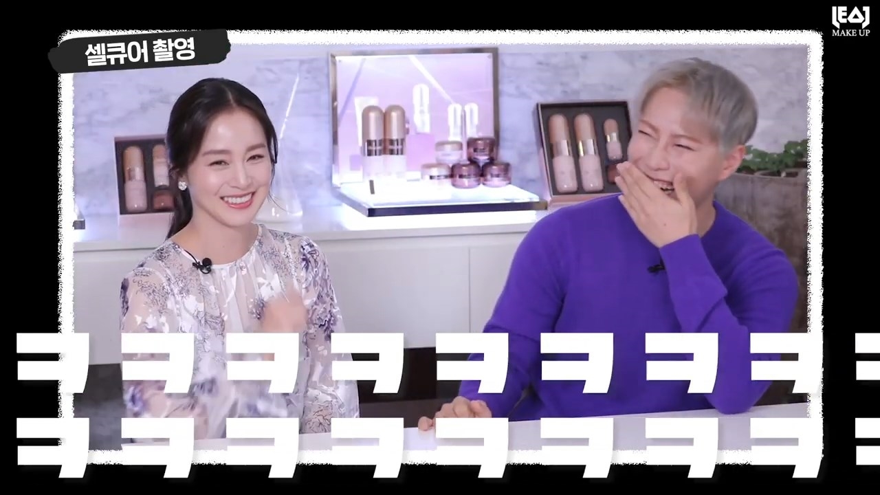 Kim Tae Hee tái xuất xinh đẹp rạng ngời hậu sinh con gây 'sốt'