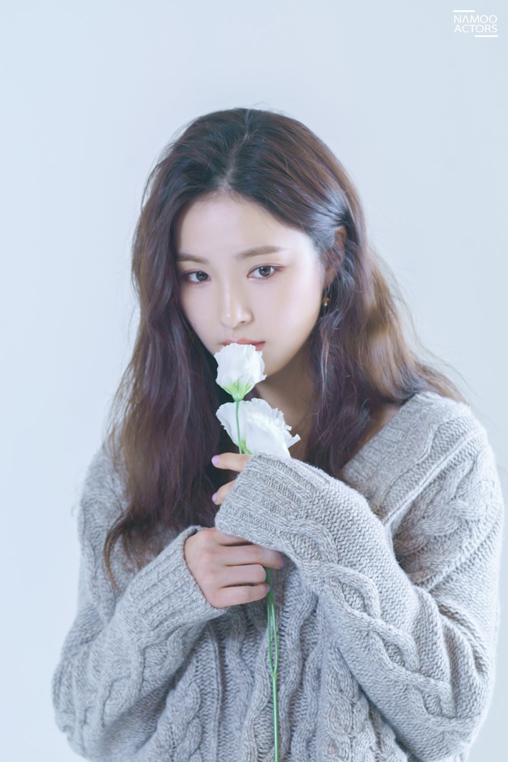 Shin Se Kyung tung bộ ảnh đẹp như tiên nữ quảng bá fanmeeting