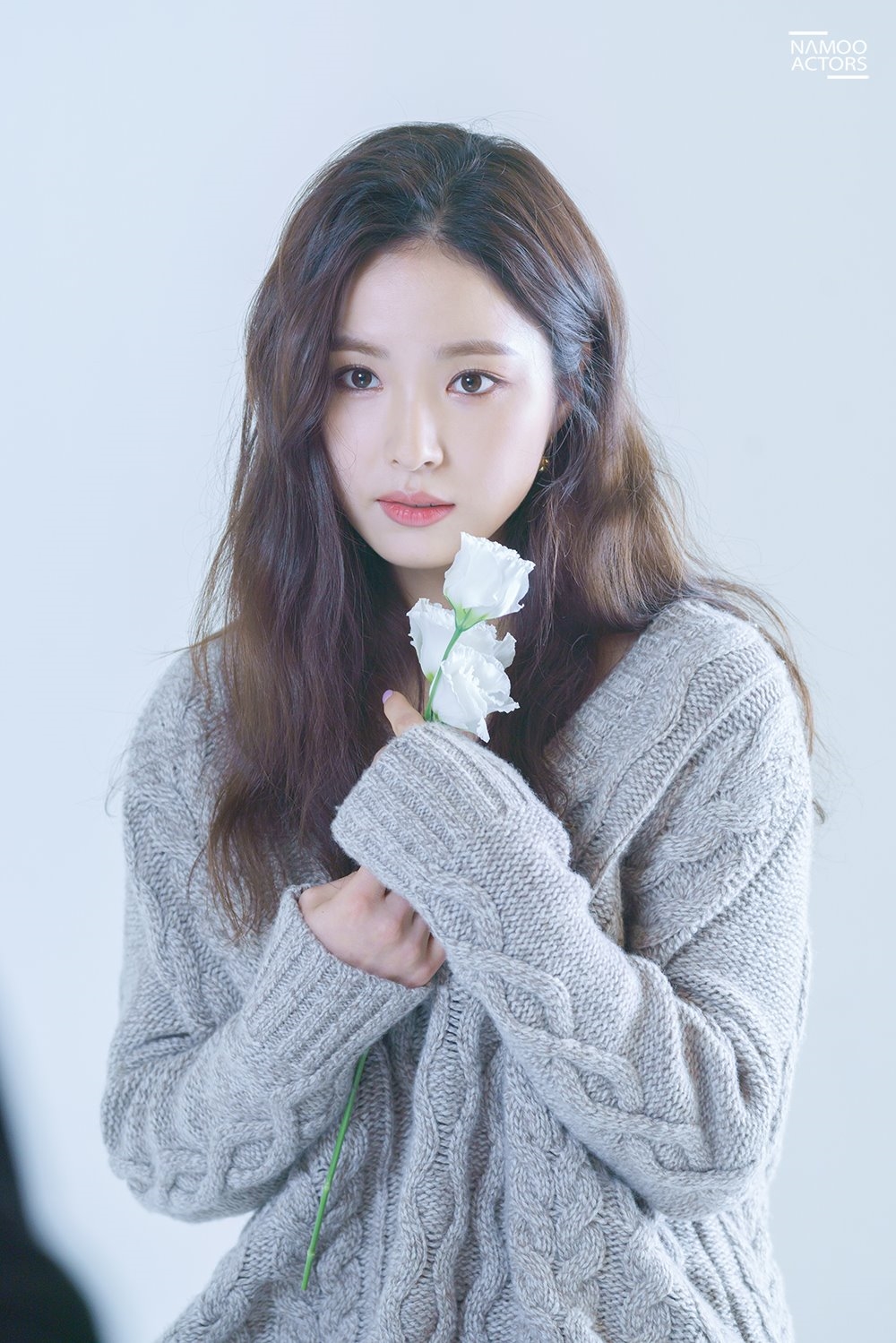 Shin Se Kyung tung bộ ảnh đẹp như tiên nữ quảng bá fanmeeting