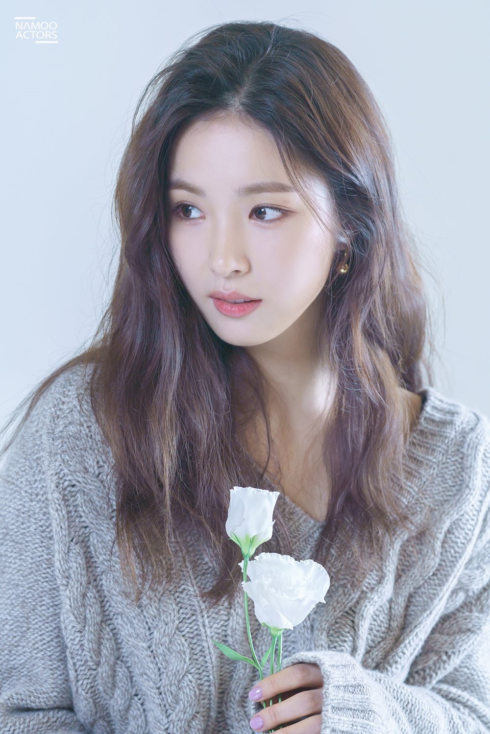 Shin Se Kyung tung bộ ảnh đẹp như tiên nữ quảng bá fanmeeting