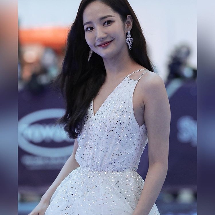 Park Min Young trở thành “Ảnh hậu châu Á” tại Starhub Singapore
