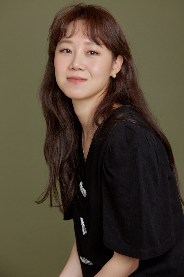 Gong Hyo Jin chia sẻ thông tin về việc nhận vai trong 'Khi hoa trà nở'