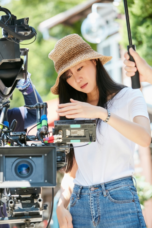 Gong Hyo Jin nói về diễn xuất, bạn diễn và khả năng được Daesang