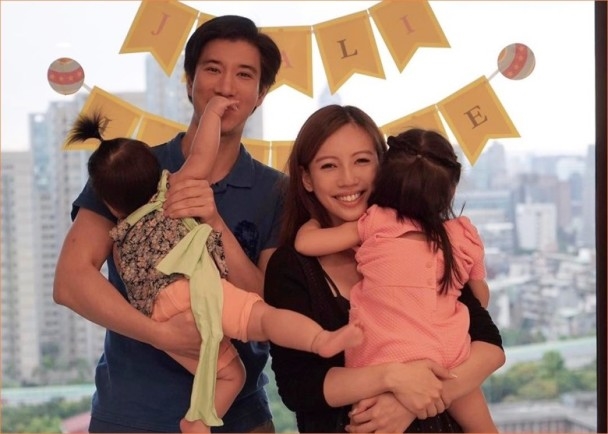 Côn Lăng, vợ Lâm Chí Dĩnh và những fan girl thành công nhất Cbiz