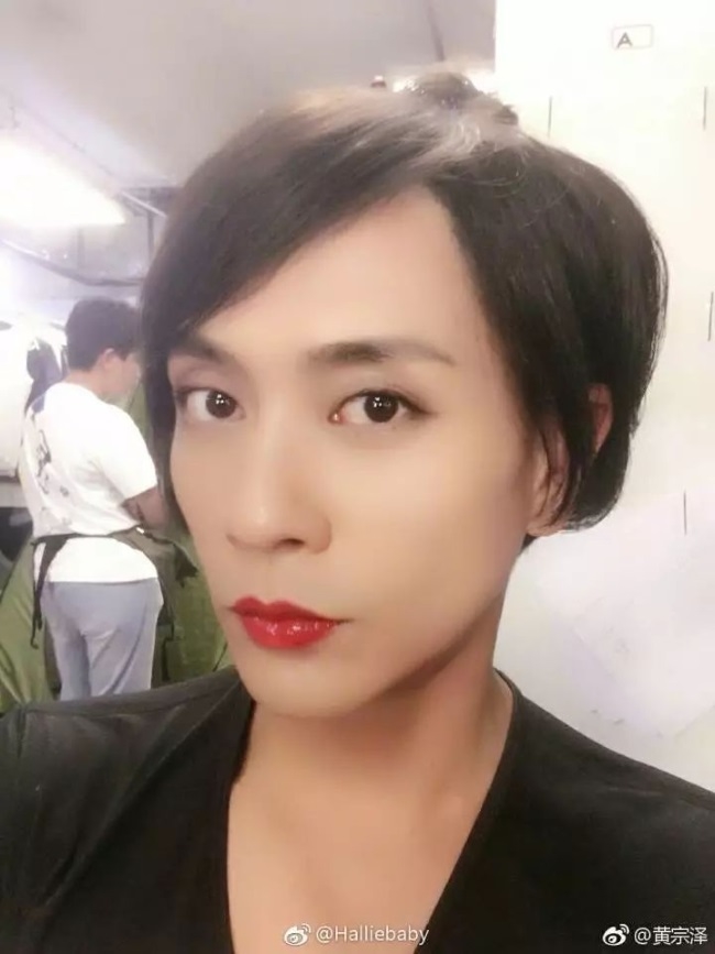 Hứa Khải, Vương Nguyên... và những sao nam Cbiz giả gái ấn tượng