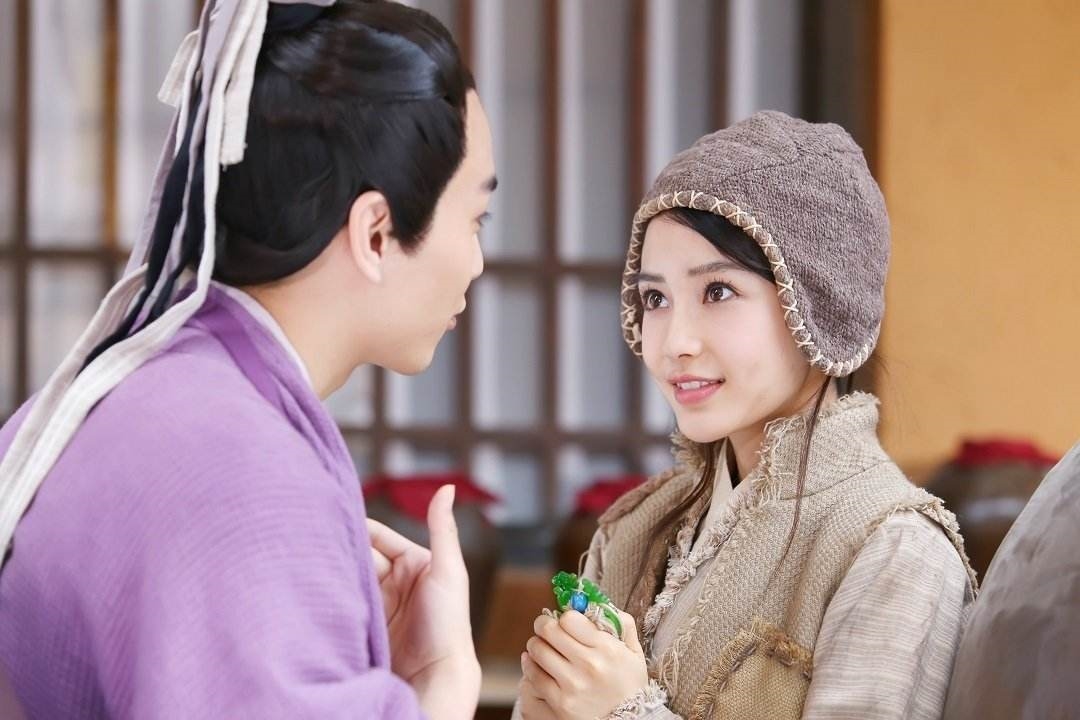 Sao Cbiz làm ăn mày: Trịnh Sảng xinh xắn, AngelaBaby như tiểu thư