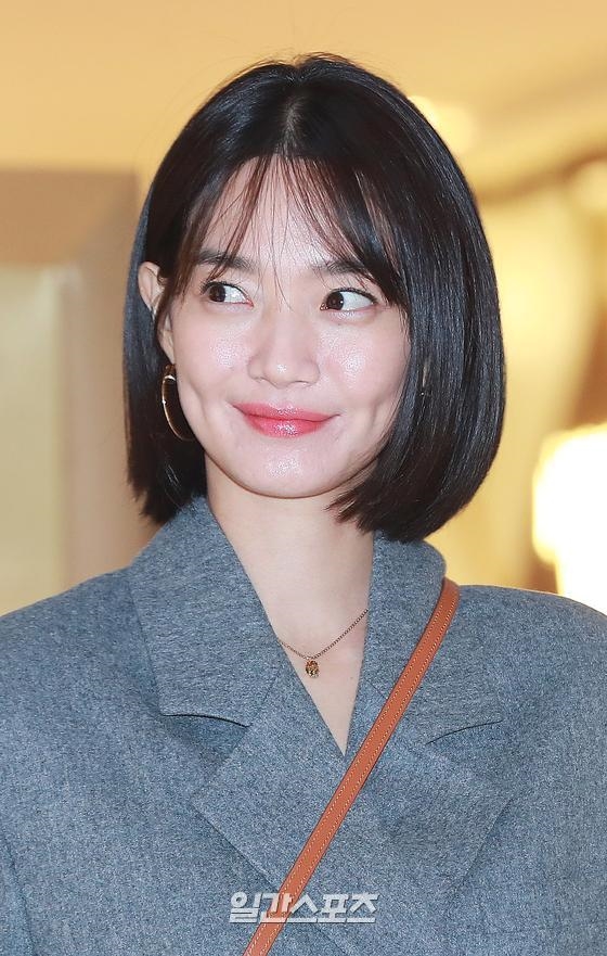 Shin Min Ah xứng danh “nữ thần tóc ngắn” cực ngầu trong sự kiện