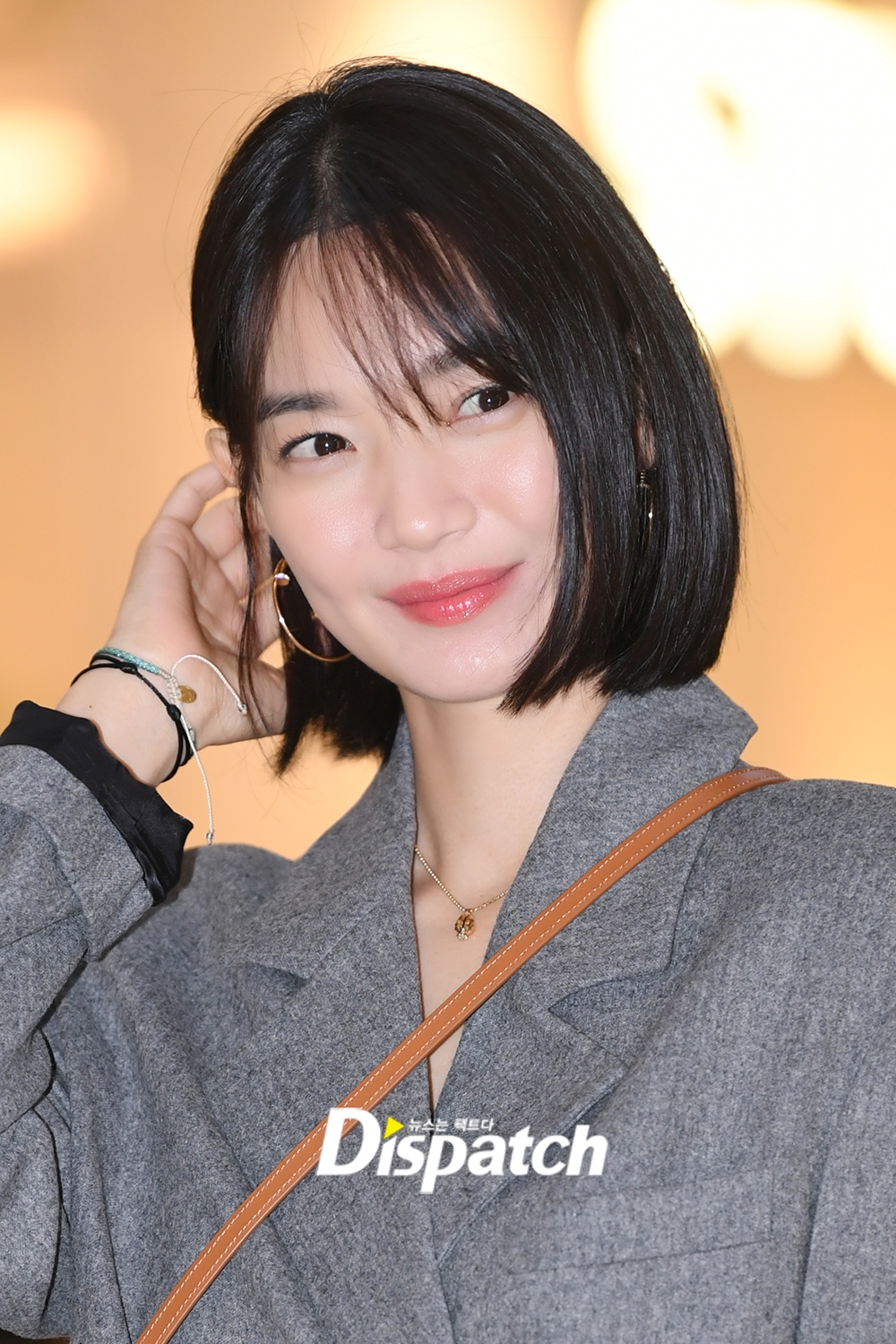 Shin Min Ah xứng danh “nữ thần tóc ngắn” cực ngầu trong sự kiện