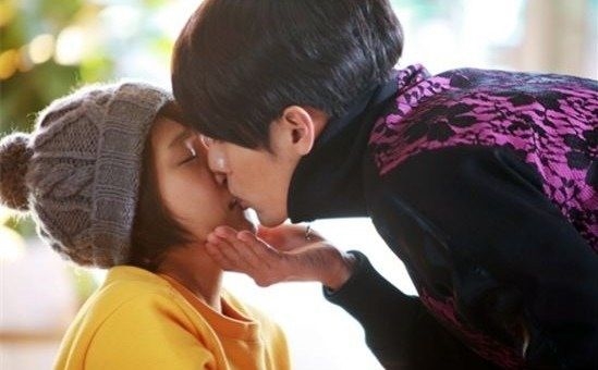 10 nụ hôn đỉnh cao nhất trong drama Hàn qua từng năm trong thập kỷ qua