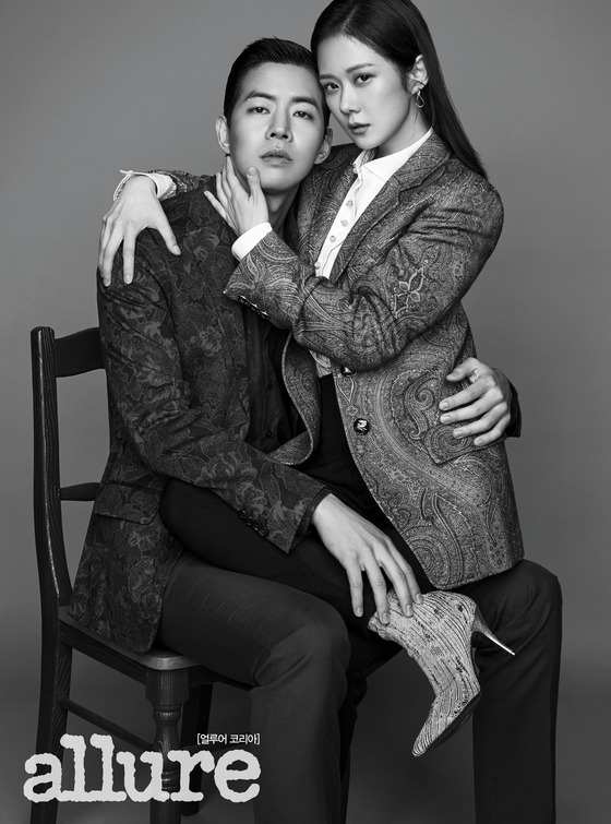 Jang Na Ra cười ngại vì tin đồn tình cảm với Lee Sang Yoon