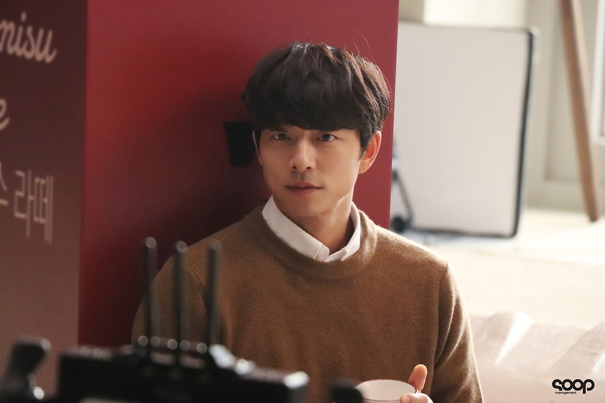 Gong Yoo tỏa khí chất nam thần trong bộ ảnh chụp quảng cáo mới