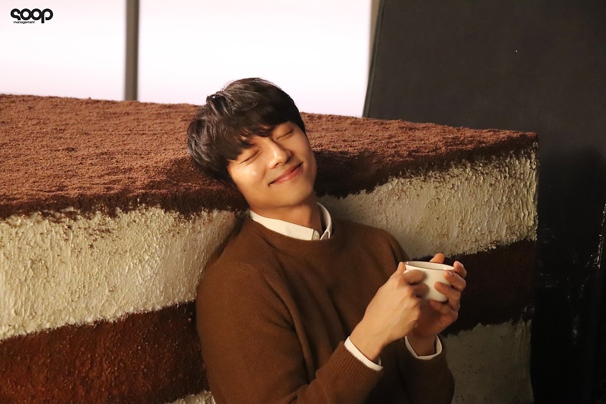 Gong Yoo tỏa khí chất nam thần trong bộ ảnh chụp quảng cáo mới