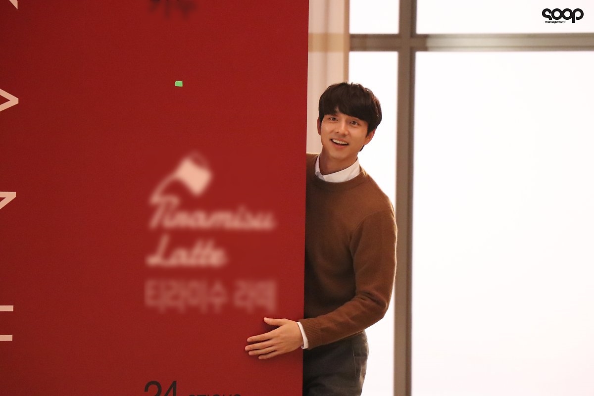 Gong Yoo tỏa khí chất nam thần trong bộ ảnh chụp quảng cáo mới