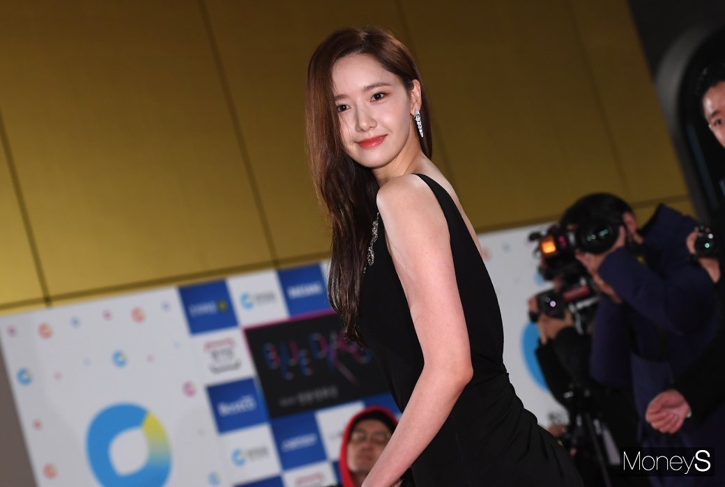 Yoona tung bộ ảnh đi thảm đỏ cả năm 2019 đẹp mê mẩn hút hồn