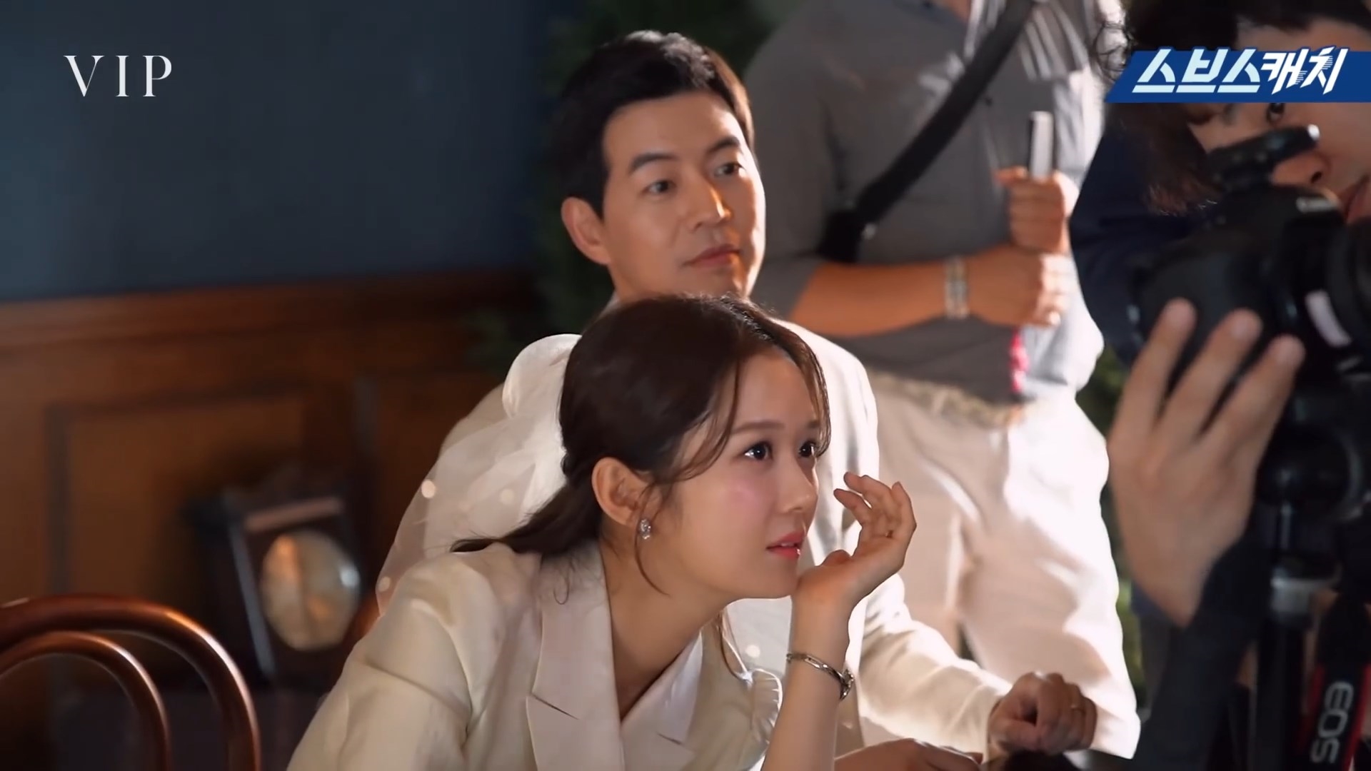 Jang Na Ra - Lee Sang Yoon đẹp đôi trong clip hậu trường drama mới
