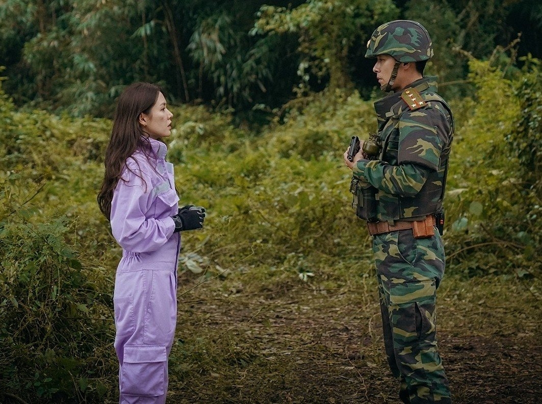 Son Ye Jin tung bộ ảnh đẹp trong “Hạ cánh nơi anh” chào năm mới