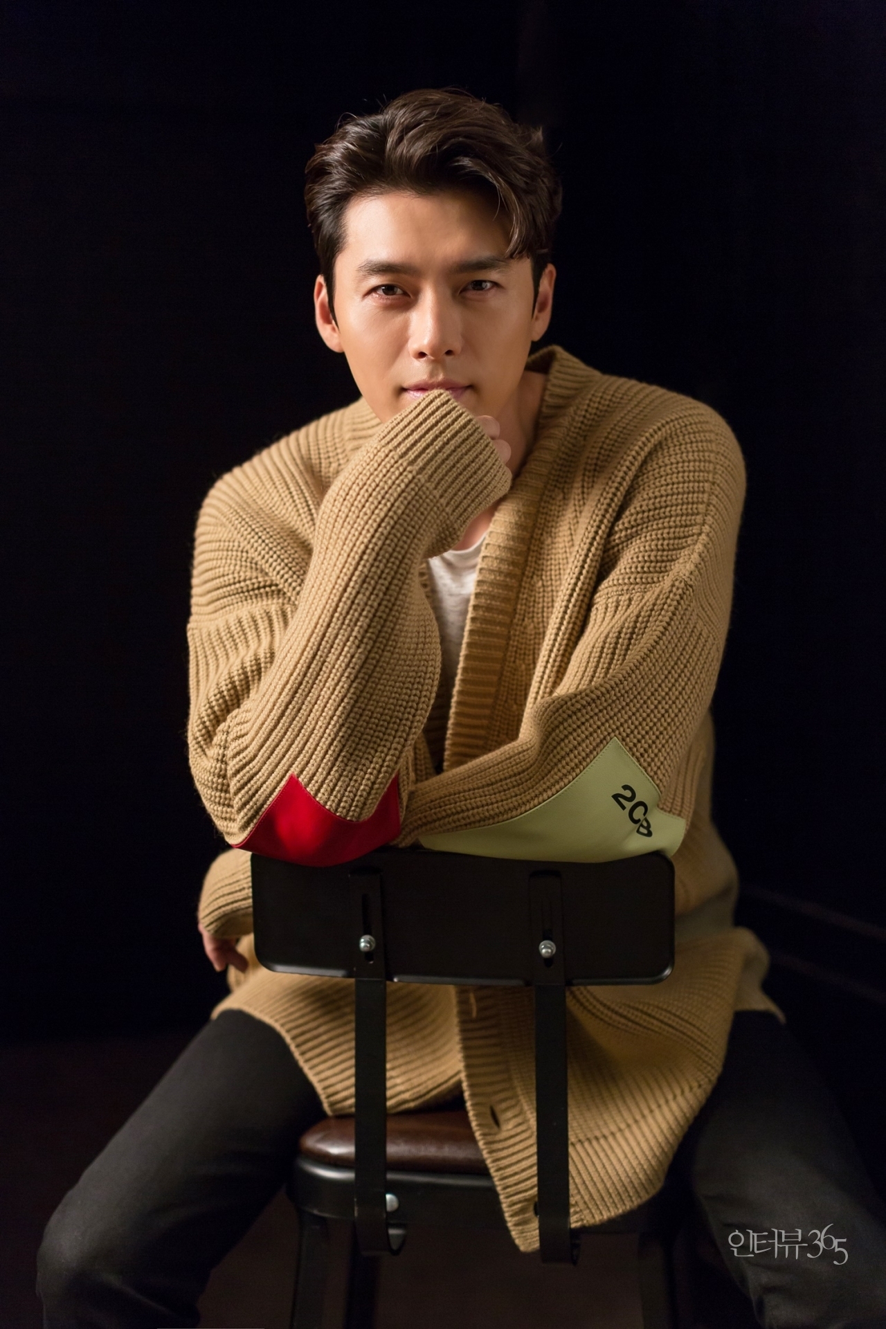 Hyun Bin lại vướng nghi vấn là sao hạng A bị hacker dọa tung scandal