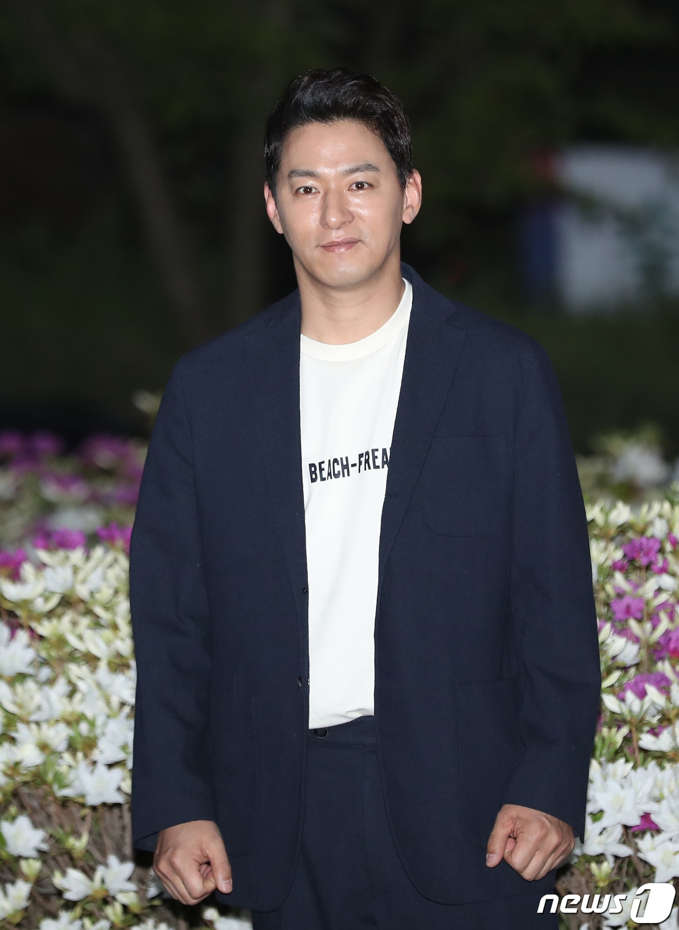 Joo Jin Mo viết thư xin lỗi về scandal lộ tin nhắn “gái gú” nhạy cảm