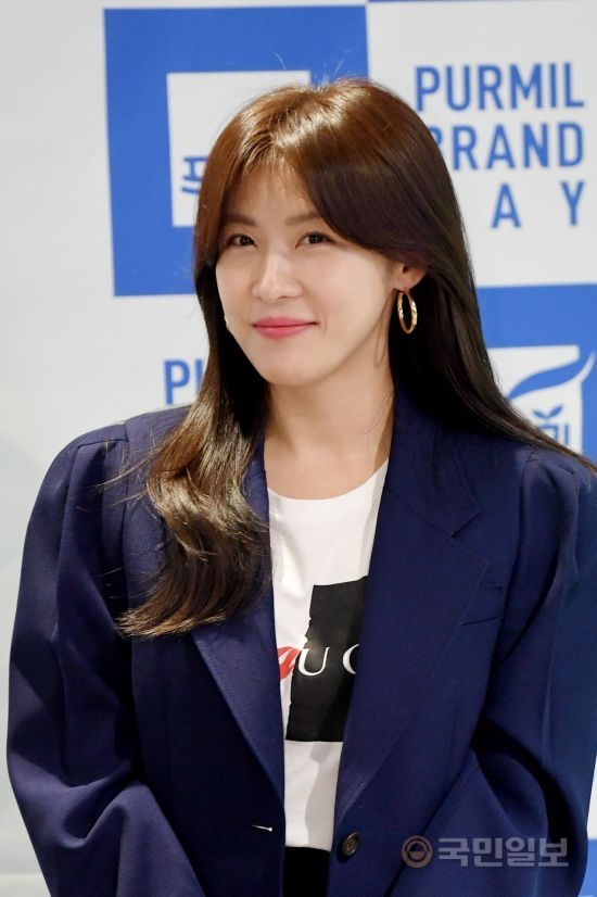 Ha Ji Won trẻ trung xinh đẹp trong sự kiện mới làm fan xao xuyến