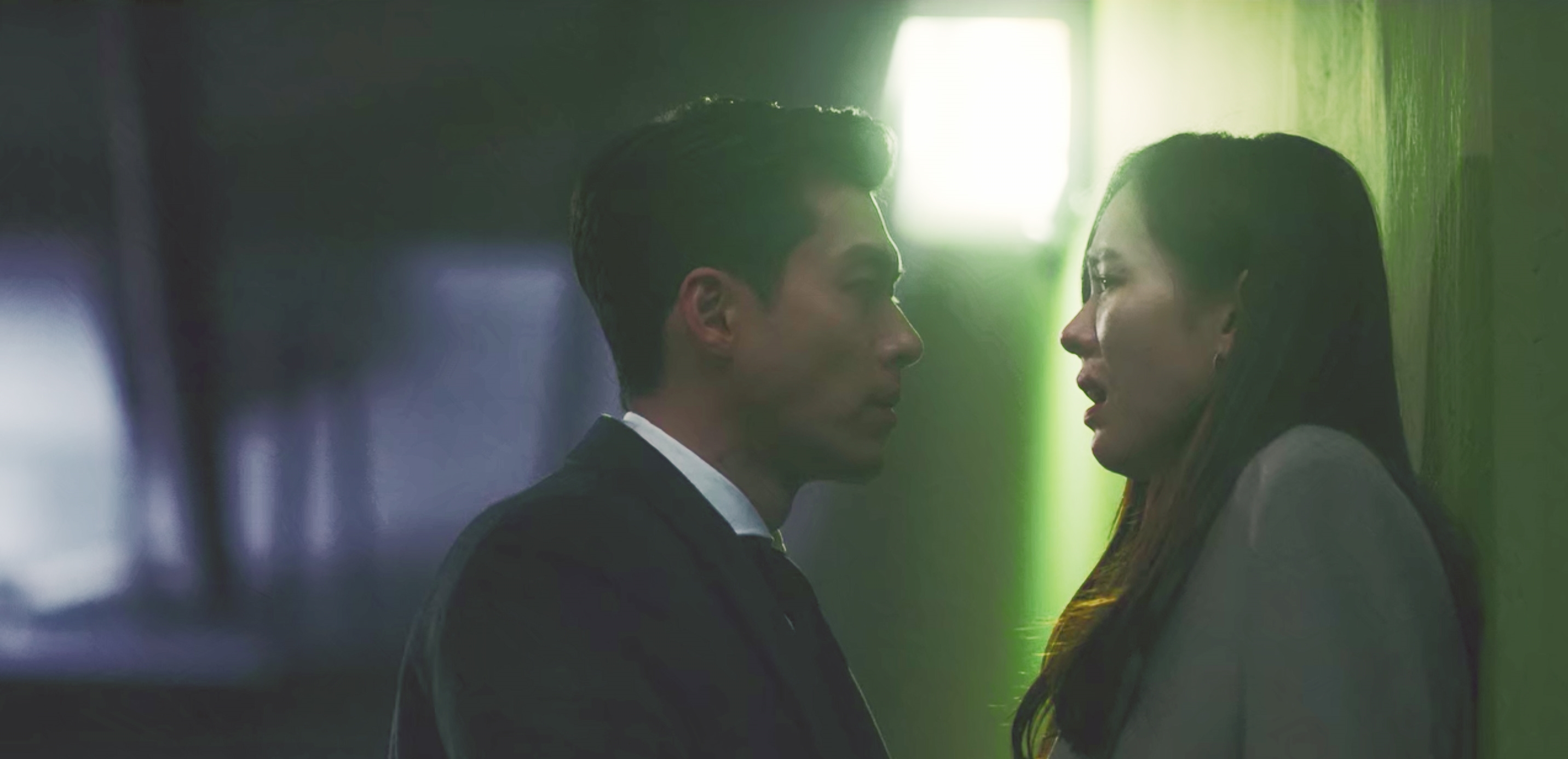 IU tham gia hát nhạc phim 'Hạ cánh nơi anh' gây 'sốt'