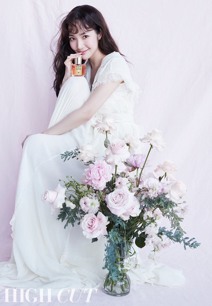 Park Min Young xinh như nàng tiên trong bộ ảnh tạp chí