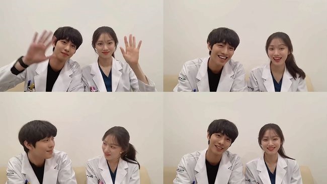Lee Sung Kyung - Ahn Hyo Sub đẹp đôi gây 'sốt' trong drama mới