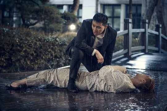 Park Seo Joon điển trai, khí chất trên phim trường drama mới