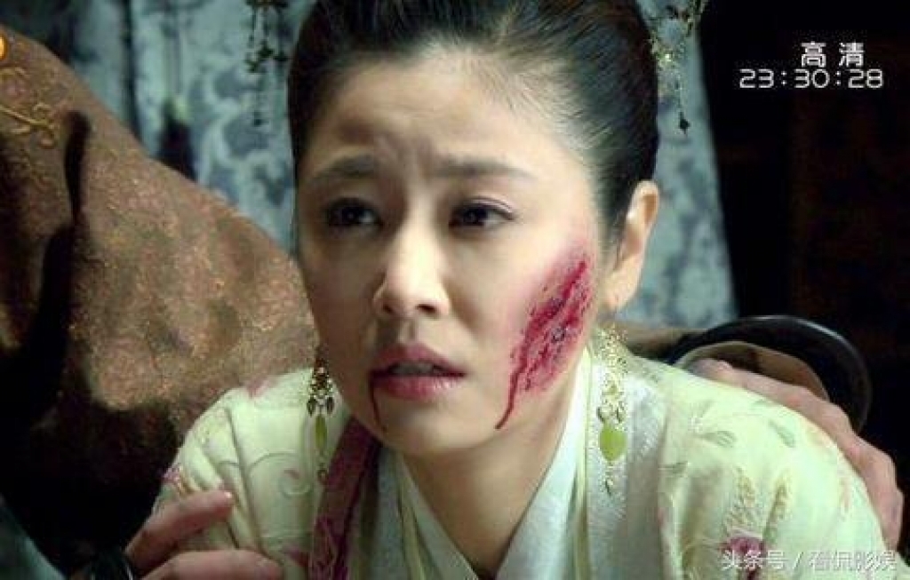1001 kiểu hủy dung của Dương Mịch, Na Trát và mỹ nhân Cbiz