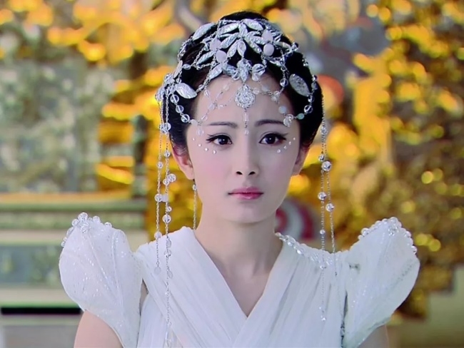 Ngắm tạo hình cổ trang xuất sắc của dàn mỹ nhân hàng đầu Cbiz