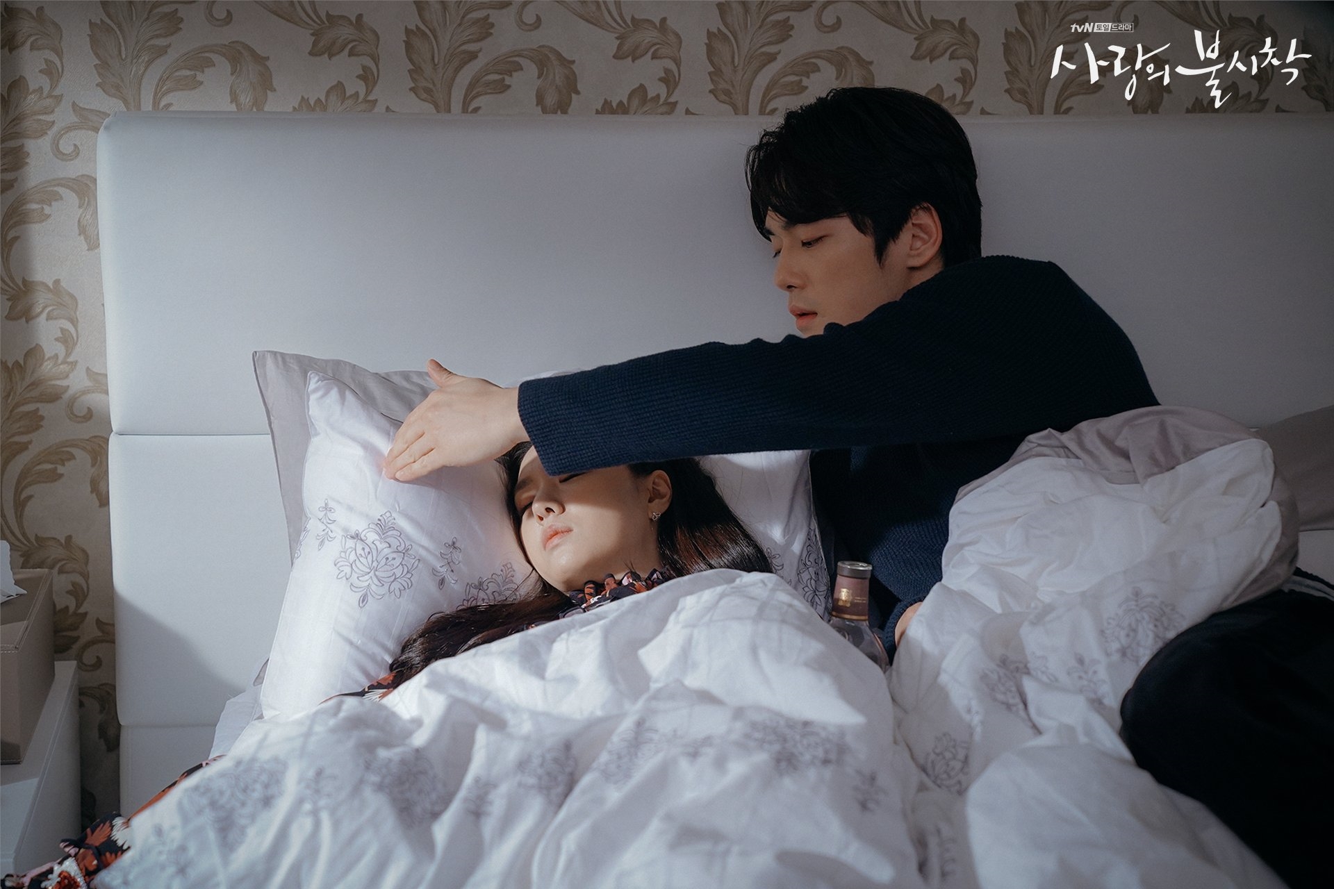 Những điểm đáng trông đợi nhất ở 4 tập cuối 'Hạ cánh nơi anh'