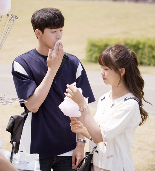 Những cặp đôi chênh lệch chiều cao cực đẹp trong drama Hàn